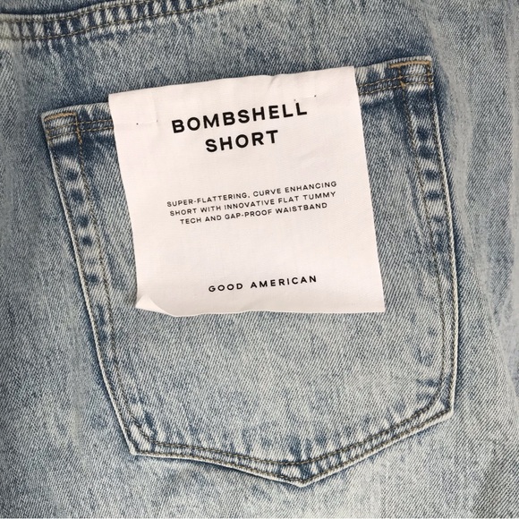 Good American Distressed Button Fly Bombshell Shorts Size 18 NWT - Picture 9 of 15